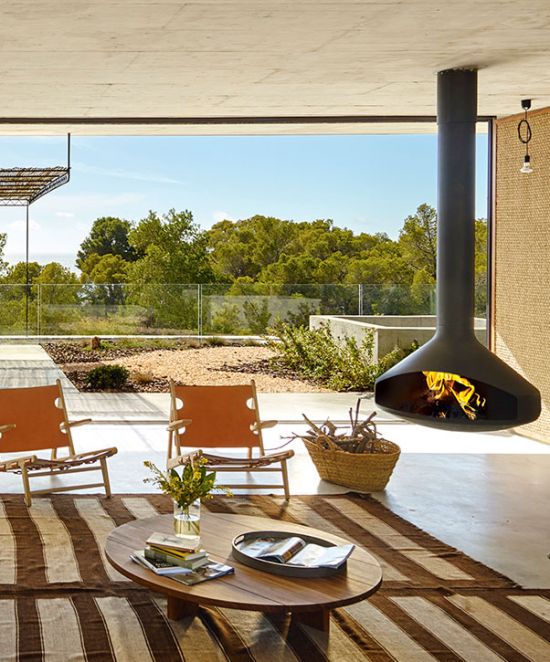 Cheminée design centrale suspendue  Ergofocus